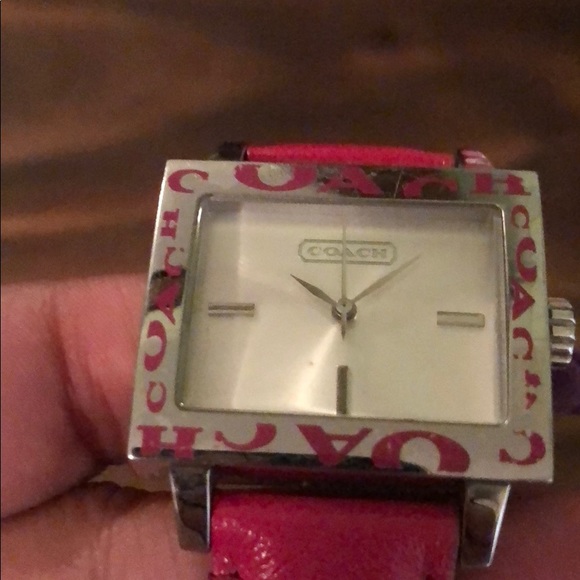 Coach watch - Picture 4 of 8